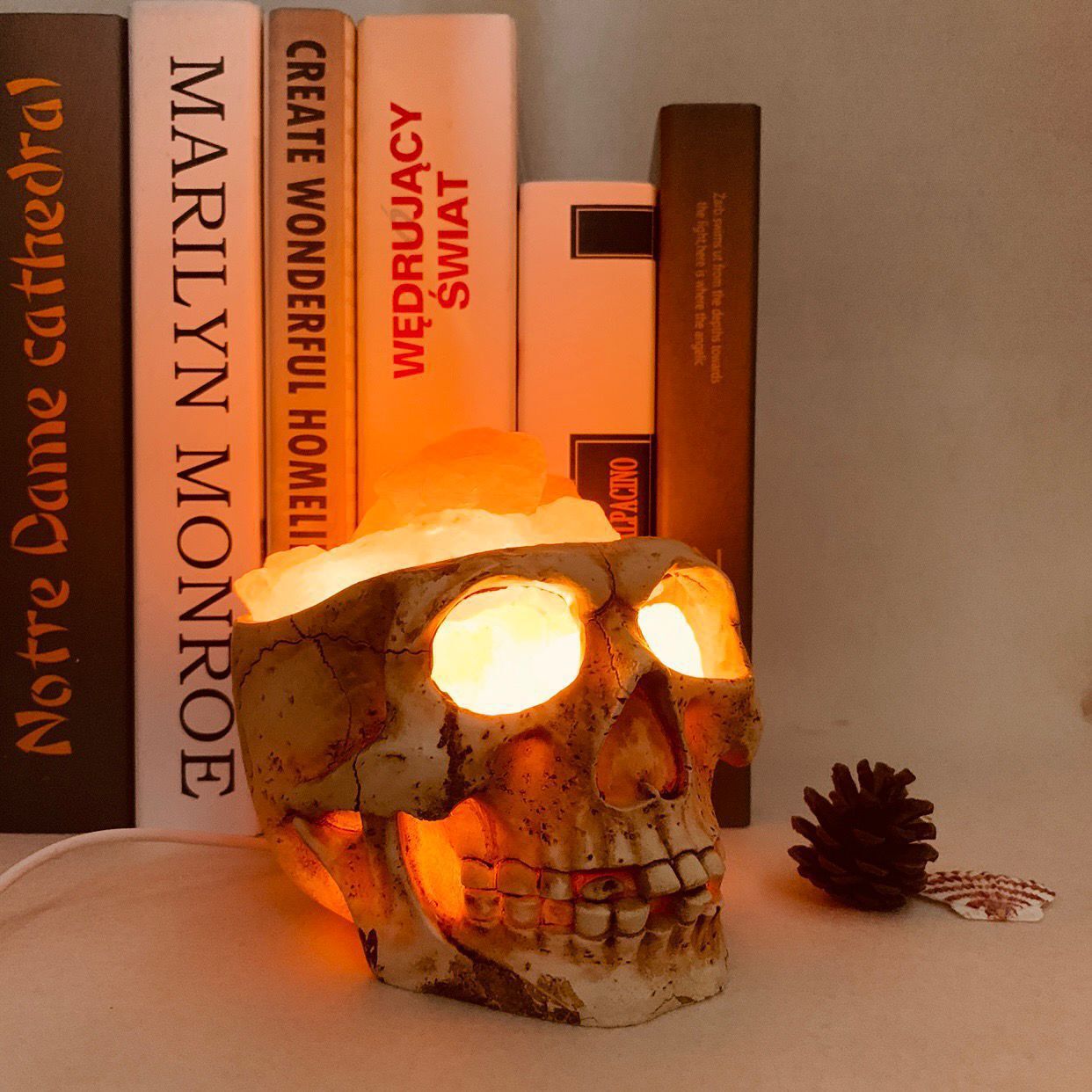 Skull Crystal Salt USB Lamp - Dimmable