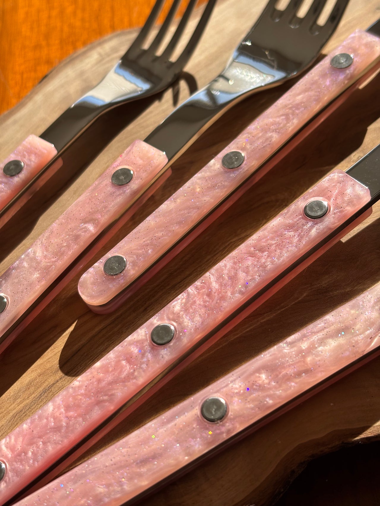 Modern Bistro Style Flatware - 10 Pc Set - Marguerite - Pink Shell [Open Box Final Sale]