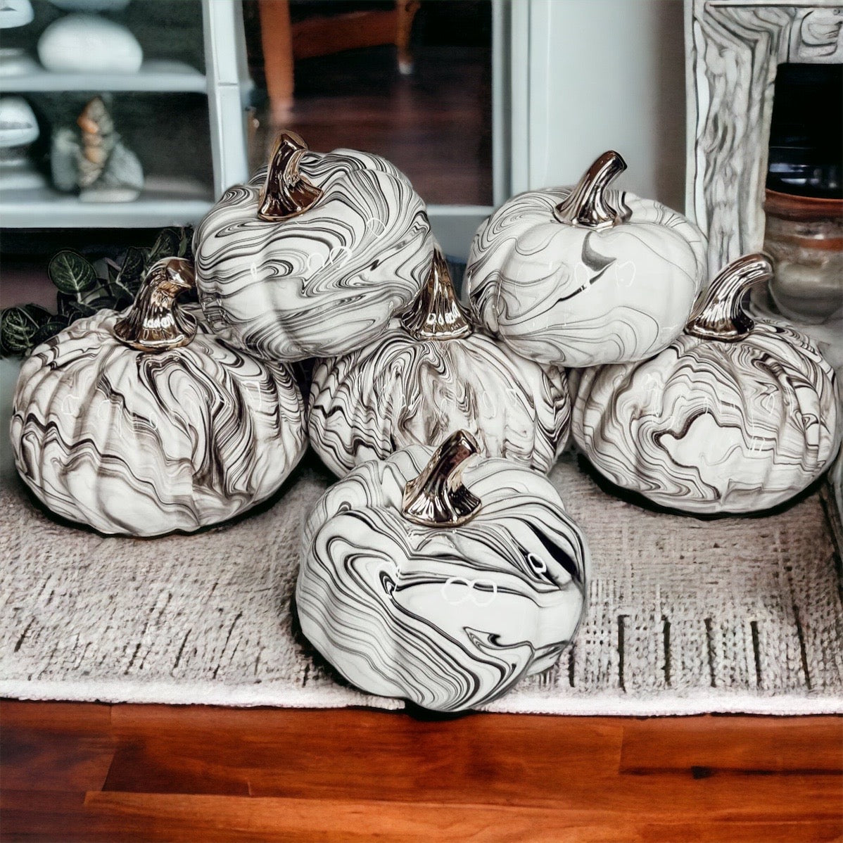 Marbled B&W Pumpkins - Gold Stem