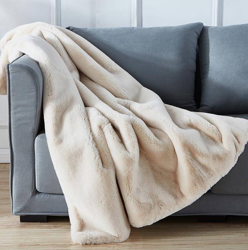 Luxurious Plush Chinchilla Faux Fur Throw Blanket - Beige
