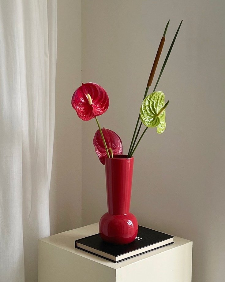 Retro Style Long Neck Ceramic Vase