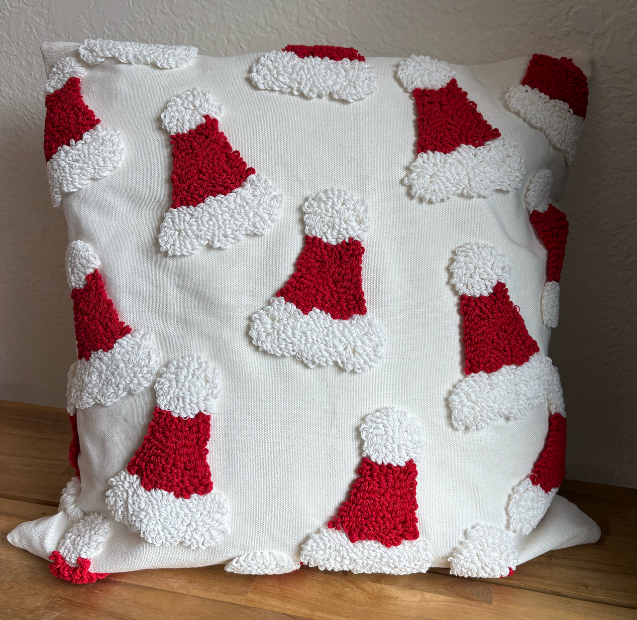 Tufted Santa Pillow Cover - 18x18 in