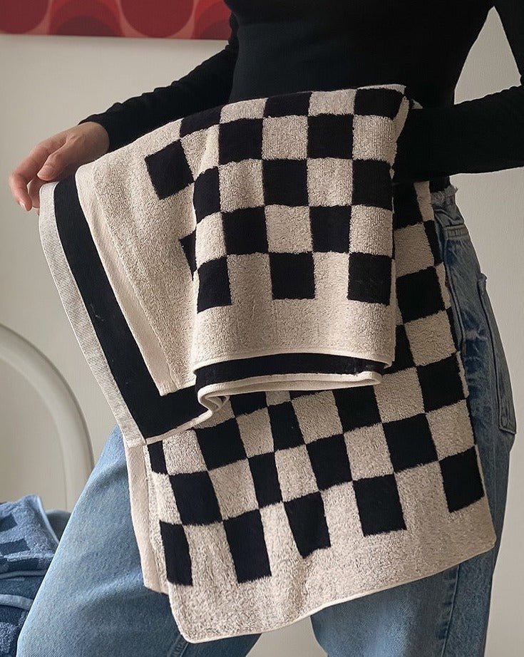 Premium Checkered Bath Towels